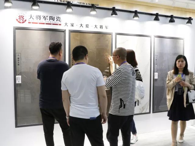 設(shè)想未來丨將軍企業(yè)2018新品發(fā)布會暨《夢想的空間》中國年度室內(nèi)設(shè)計競賽沙龍發(fā)布會圓滿召開！
(圖15)
