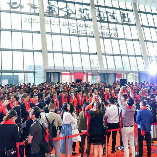 熱點(diǎn)丨熱火朝天的行業(yè)兩大盛會(huì)中，大咖會(huì)去做什么？
(圖2)